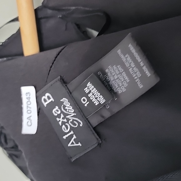 Alexa B Nites Party Jump Suit Size 10 - Picture 6 of 14